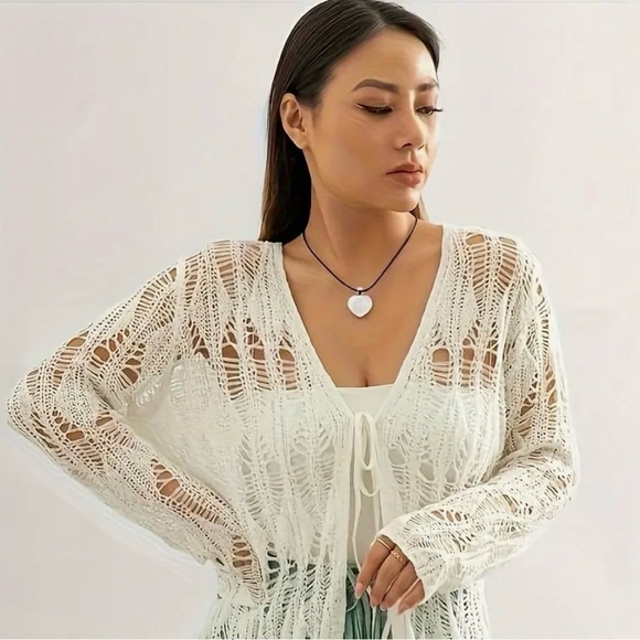 ⭐️ 5 for $25 Heart Shaped Crystal Glass Pendant Necklace on a Black Cord - Picture 7 of 10